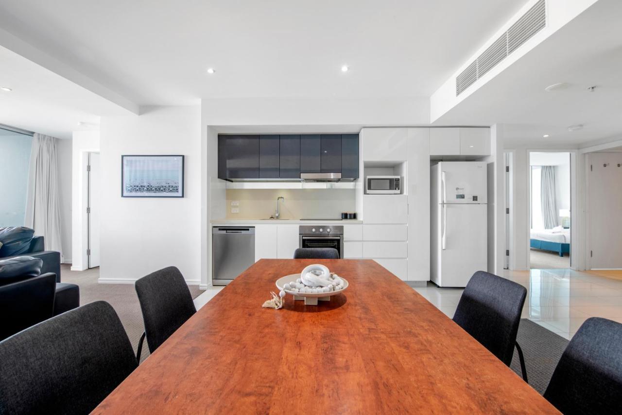 H'residence Surfers Paradise Mid Week Madness Deal - Q *